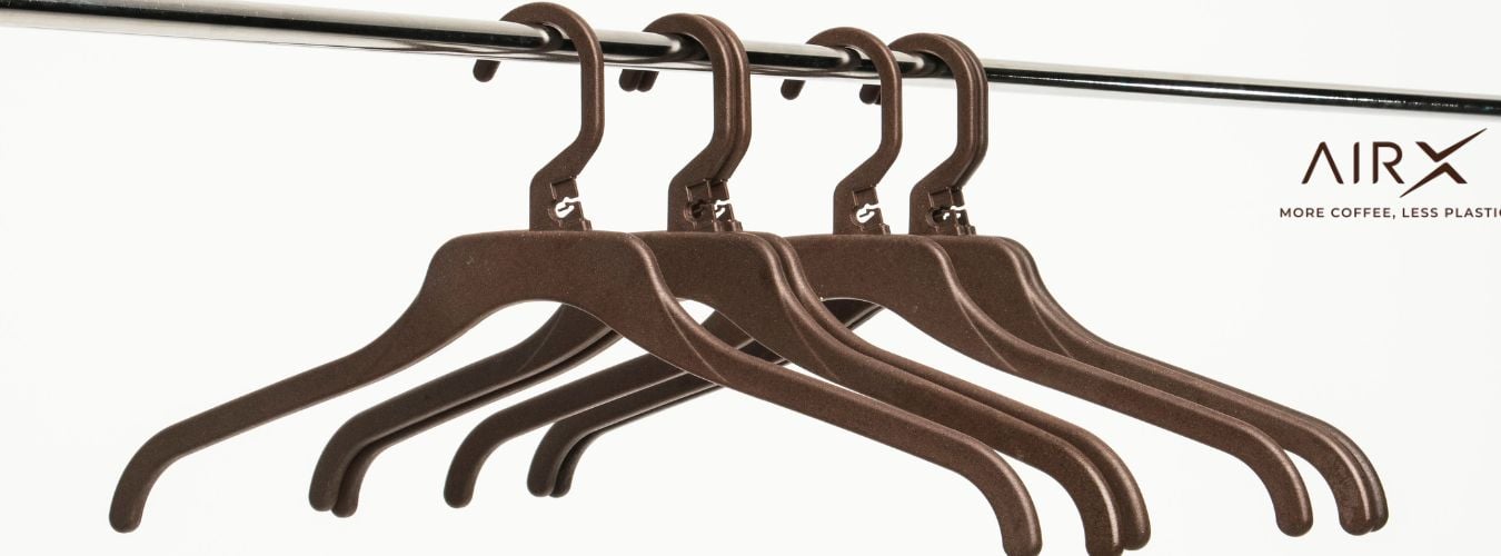 Tại sao nên dùng móc của làm từ bã cà phê